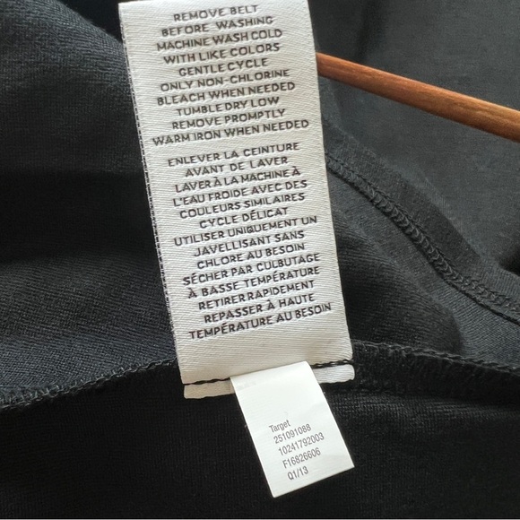 KATE YOUNG Black Ponte Cutout Back Fit & Flare Dress LBD Size 6 NWT - Picture 14 of 14